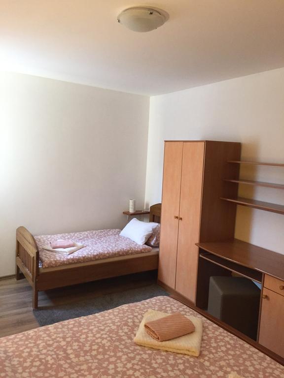 Apartments Petra Szluin Kültér fotó
